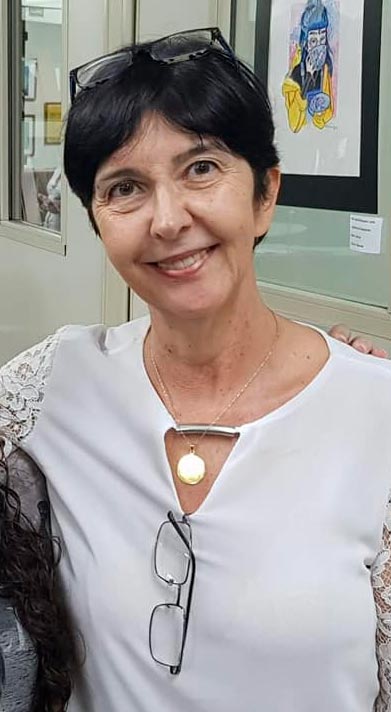 Adriana Limoli Professora de Desenho